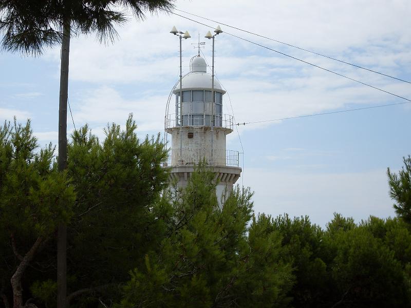 Spanien2010_3 050.jpg - The lighthouse Kap del Nau which is a paseo from us